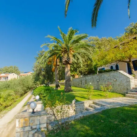 Apartman Natural Blue Paralía Almirú