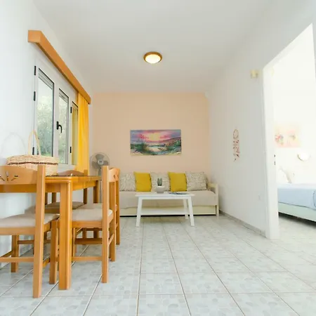 Natural Blue Apartment *